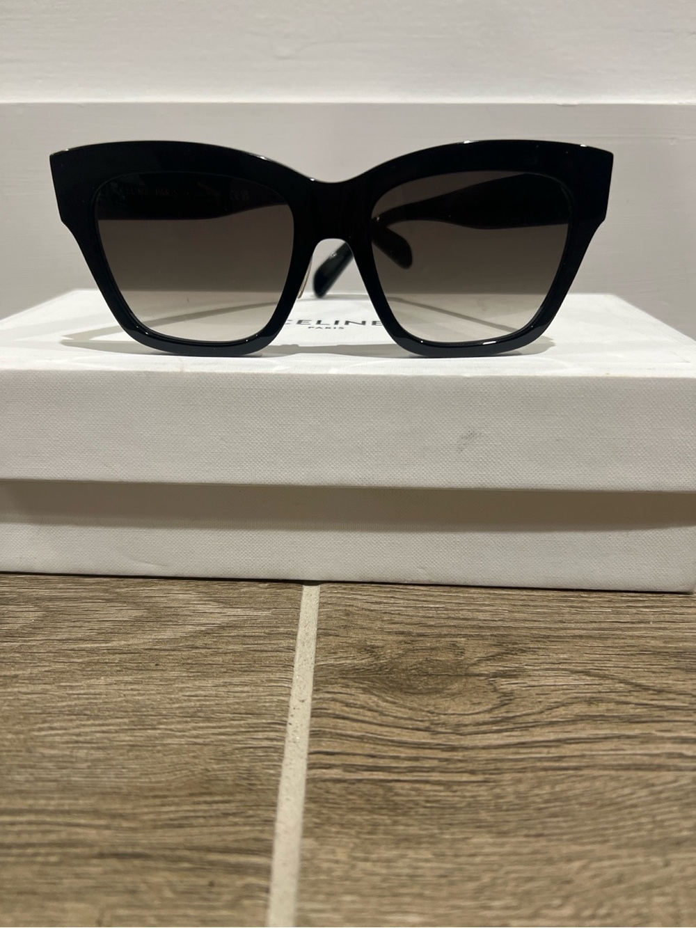 Celine Triomphe Black Cat-Eye Sunglasses with Gradient Lenses - Picture 4 of 6